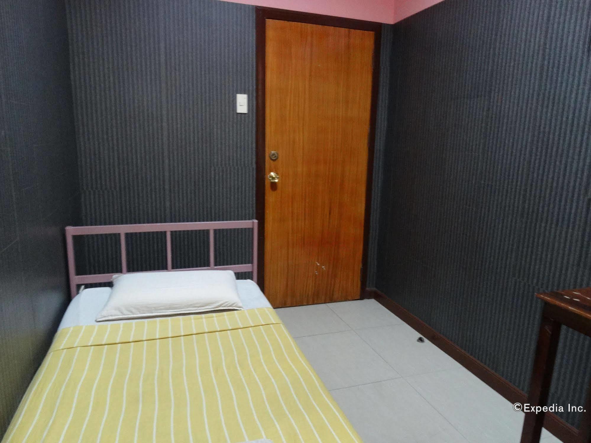 Daylight Inn Davao Exterior photo